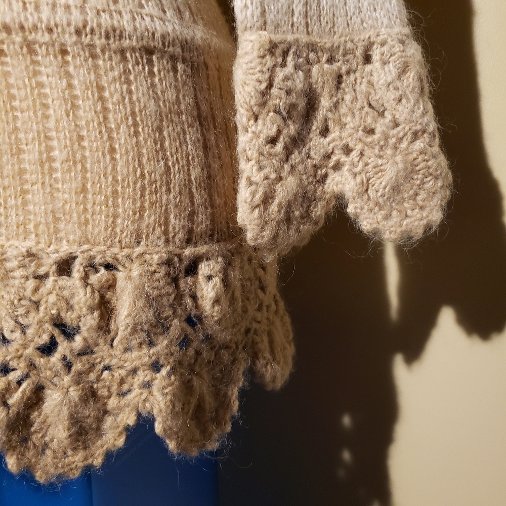 Boho sweater. - Picture 8 of 11